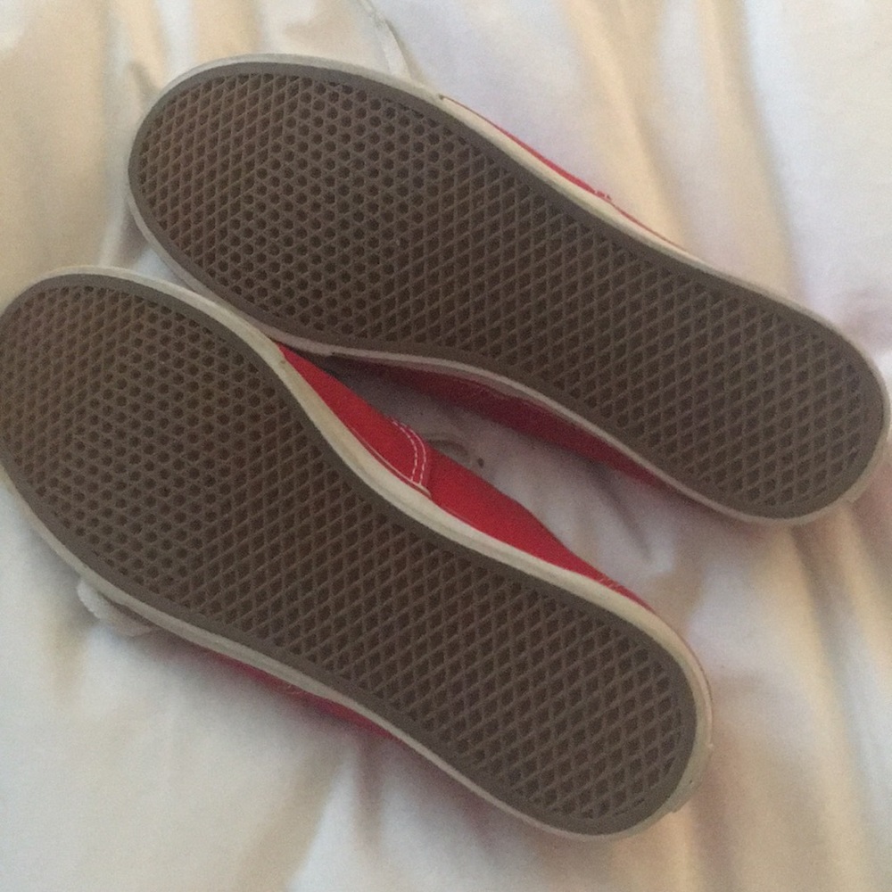 Vans - Picture 2 of 4